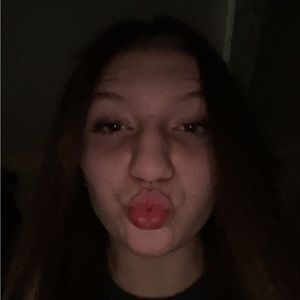 Meet your Posher, Lexie